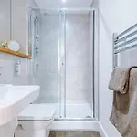 公寓 Luxury 2 Bed Apartment- Centre- Large Private Terrace & Free Parking 利兹