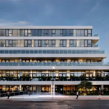 Luxury 2 Bed Apartment- Centre- Large Private Terrace & Free Parking Leeds (West Yorkshire)