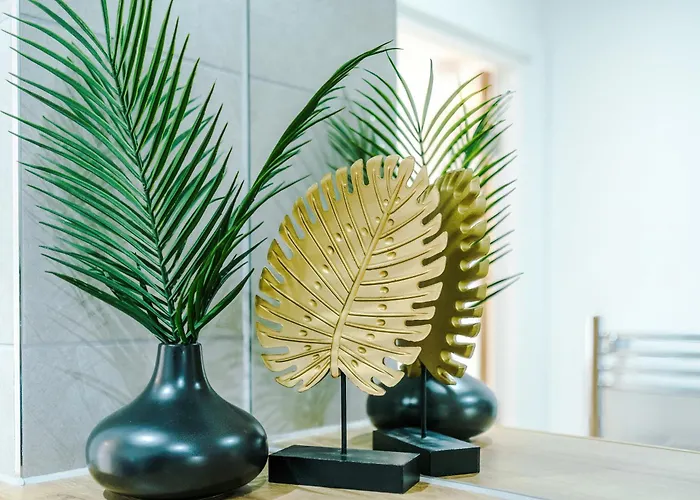 شقة Luxury 2 Bed Apartment- Centre- Large Private Terrace & Free Parking *