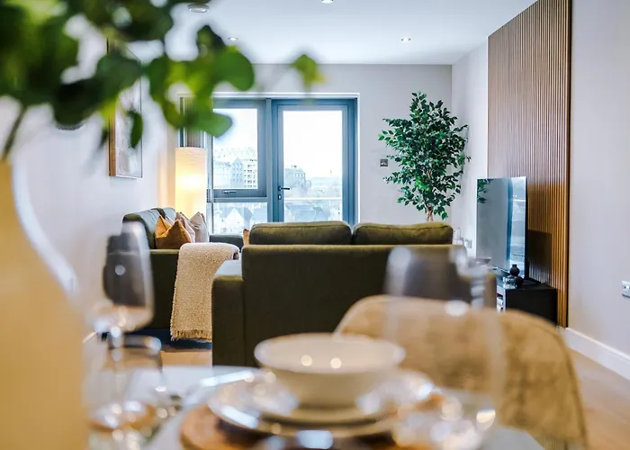 شقة Luxury 2 Bed Apartment- Centre- Large Private Terrace & Free Parking ليدز